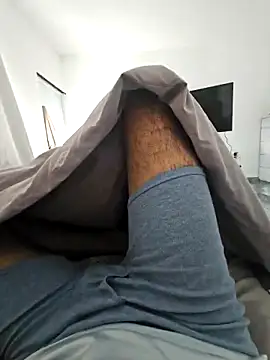 j0nathan00 online show from 01/26/25, 05:23