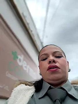 Ariana-07 online show from 10/30/25, 12:39