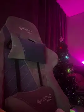 Snapshot of Ohmy_Nora_ chatting on 01/30/25, 01:11 Ohmy Nora  online show from 01/30/25, 01:11