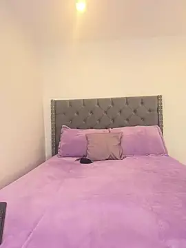 KarlaWild online show from 03/13/25, 06:45