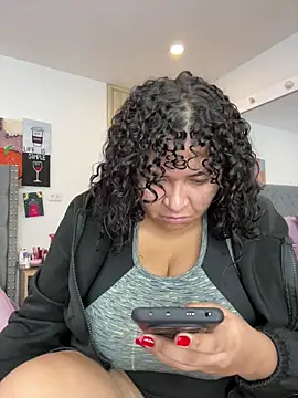 KarlaWild online show from 10/13/25, 01:33