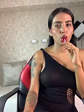 Snapshot of genesissara chatting on 05/15/26, 11:01 genesissara online show from 05/15/26, 11:01