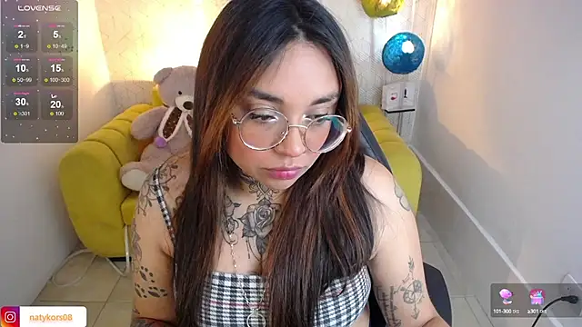 natyk m online show from 02/08/25, 01:11