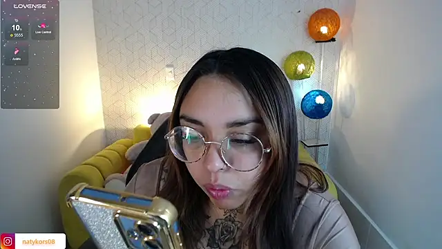 natyk m online show from 02/11/25, 01:20