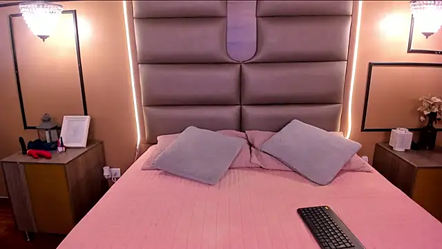 CAYLINCOLLINS online show from 02/26/25, 03:21