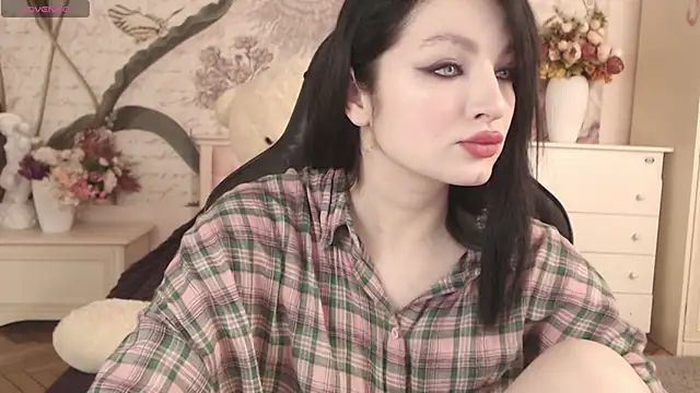 BritneyBarker online show from 02/11/26, 02:05