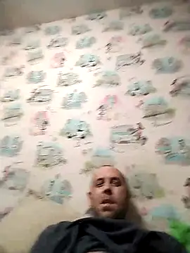 MaxDevilWhite online show from 11/19/25, 03:56