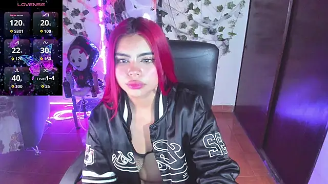 saray  jones online show from 10/04/25, 06:50