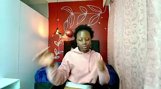 Snapshot of Sara_Naugty chatting on 02/07/25, 12:39 Sara Naugty online show from 02/07/25, 12:39