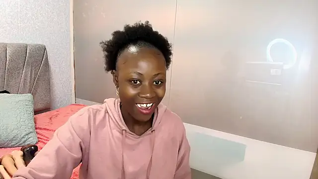 Snapshot of Sara_Naugty chatting on 02/17/25, 11:31 Sara Naugty online show from 02/17/25, 11:31