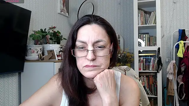 Soffya Soy online show from 03/10/26, 04:56