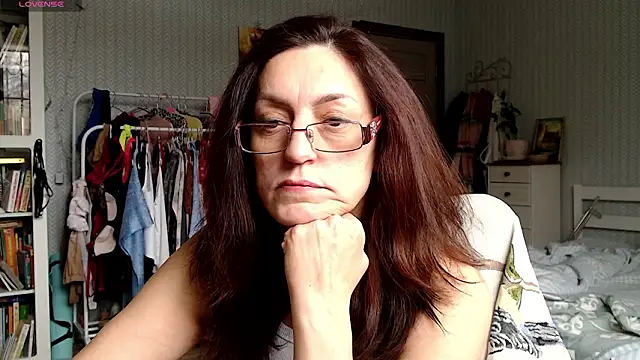 Soffya Soy online show from 03/19/26, 09:02