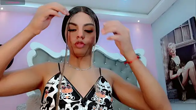 CamiiGarcia online show from 03/17/25, 11:42