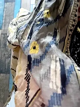 cute IndianBabe online show from 11/24/25, 12:21