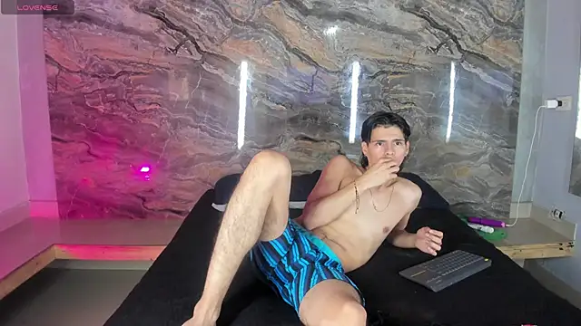 Martshall09 online show from 01/28/25, 07:53