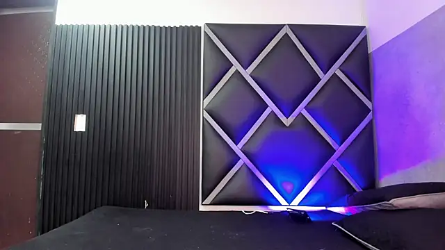 Martshall09 online show from 10/27/25, 09:19