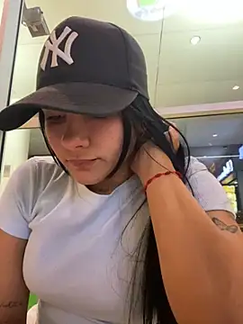 ruby  00 online show from 03/11/25, 12:22