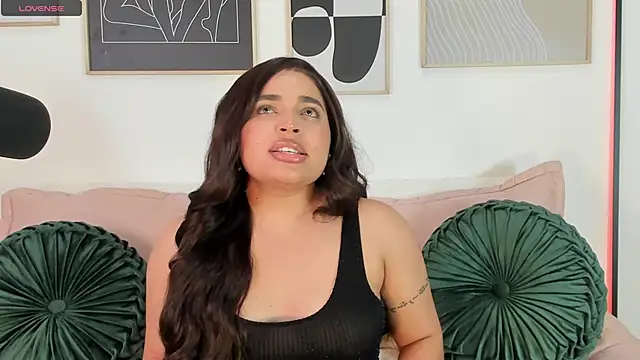 RachelRusso online show from 02/27/25, 05:34