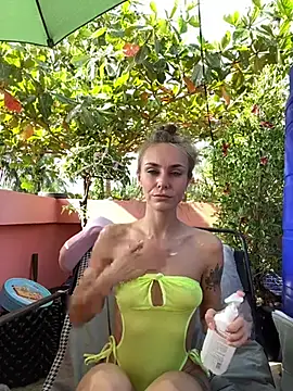 White Lu online show from 02/21/26, 02:23