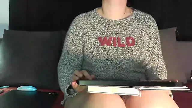 bunnyfox420 online show from 03/06/26, 11:12