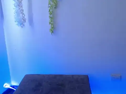 caamille025 online show from 02/03/25, 06:07