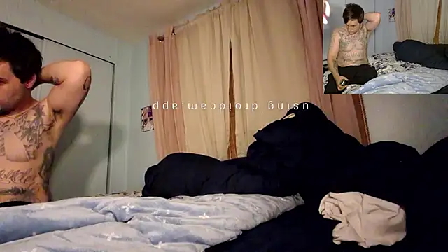 Snapshot of barbieinbondage7 chatting on 06/27/26, 10:20 barbieinbondage7 online show from 06/27/26, 10:20