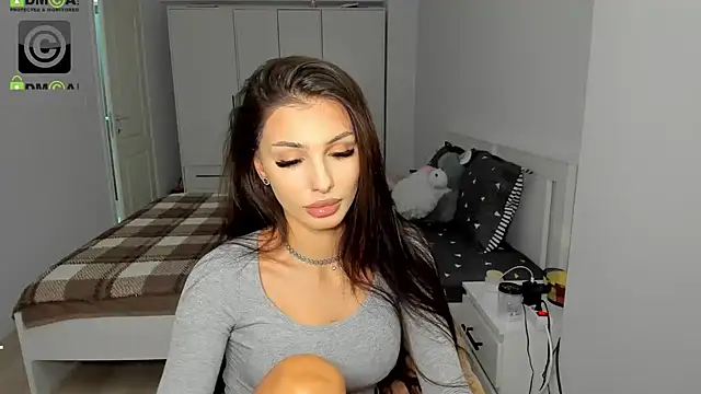 HelenShawn online show from 11/14/25, 09:24