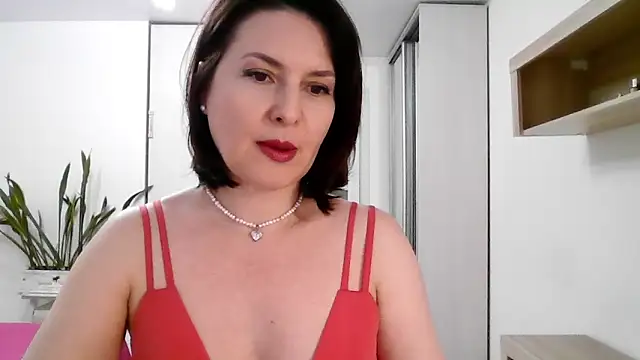 Victoria Glam online show from 11/14/25, 03:55