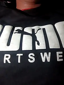 Snapshot of Hoty_maneya chatting on 11/30/25, 01:37 Hoty maneya online show from 11/30/25, 01:37