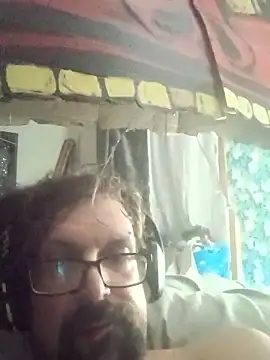 Snapshot of Johndis805 chatting on 11/06/25, 11:55 Johndis805 online show from 11/06/25, 11:55