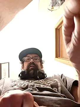 Snapshot of Johndis805 chatting on 11/19/25, 05:29 Johndis805 online show from 11/19/25, 05:29