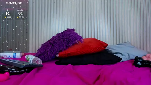 Madeline Cooper08 online show from 02/21/25, 10:37