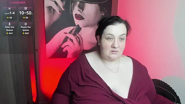 QueenOfHaze online show from 06/23/26, 11:08
