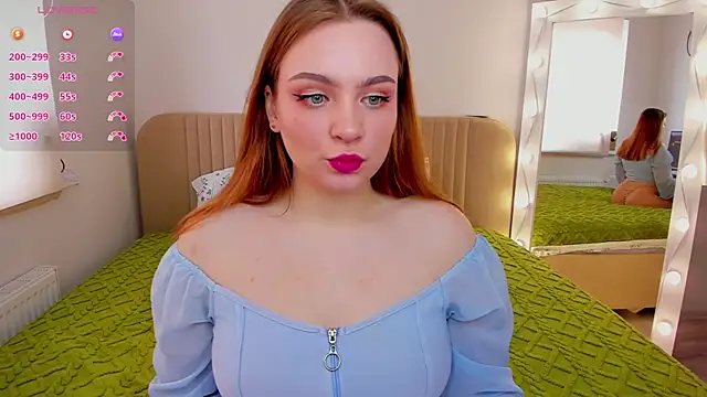 MiaM00N online show from 02/19/25, 08:12