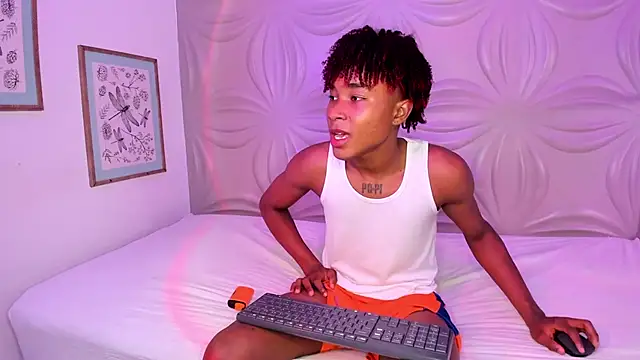 Snapshot of JackBBC18 chatting on 02/03/25, 11:42 JackBBC18 online show from 02/03/25, 11:42