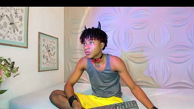 Snapshot of JackBBC18 chatting on 02/20/25, 11:42 JackBBC18 online show from 02/20/25, 11:42