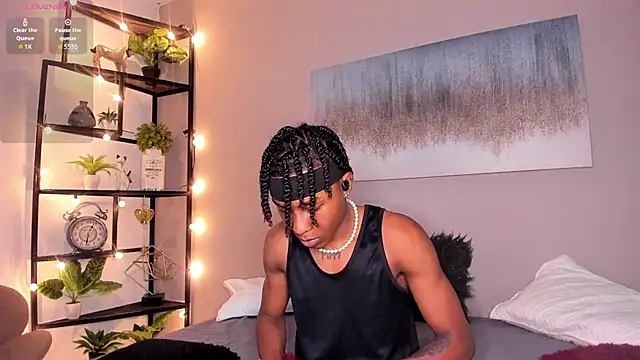 Snapshot of JackBBC18 chatting on 09/13/25, 01:11 JackBBC18 online show from 09/13/25, 01:11