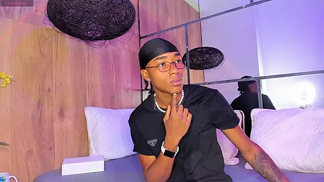 Snapshot of JackBBC18 chatting on 09/22/25, 01:46 JackBBC18 online show from 09/22/25, 01:46