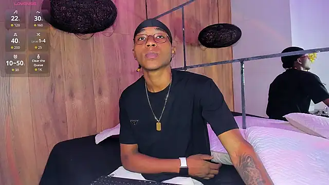 Snapshot of JackBBC18 chatting on 09/29/25, 01:05 JackBBC18 online show from 09/29/25, 01:05