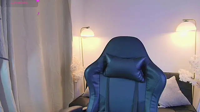 Victoria Collinns online show from 04/11/26, 09:19