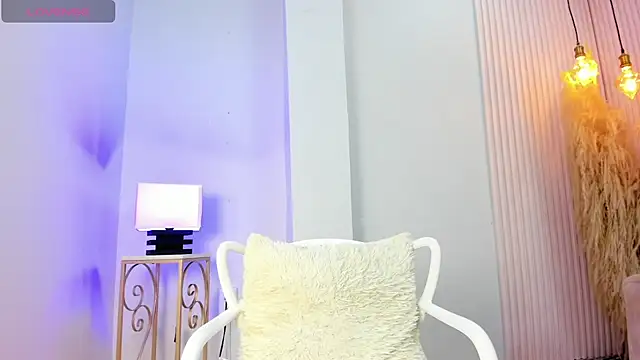 alana rossetti online show from 04/08/26, 11:43