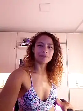 Zoedaniels online show from 03/04/25, 12:50