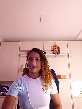 Zoedaniels online show from 03/04/25, 08:16