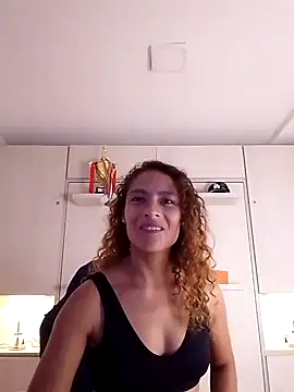 Zoedaniels online show from 03/07/25, 08:55