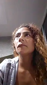 Zoedaniels online show from 03/11/25, 05:05