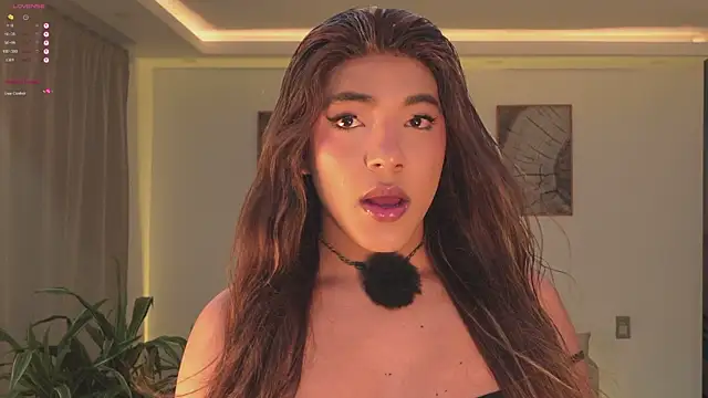 cinnamon crisss online show from 04/18/26, 11:27