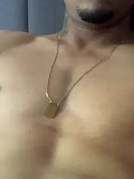 Magrinhoo051 online show from 10/23/25, 05:44