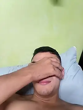 andresiito203 online show from 09/23/25, 05:54