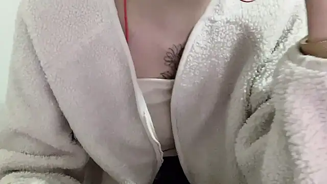 Chu1314 online show from 02/11/25, 03:29