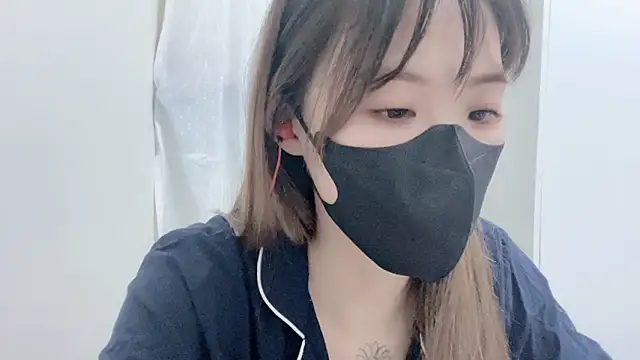 Chu1314 online show from 02/28/25, 03:37